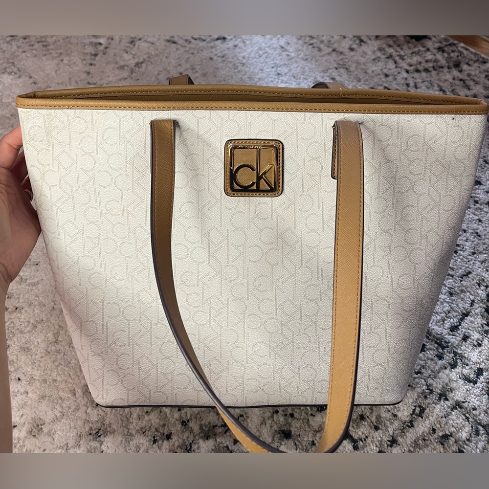 Calvin Klein - Women‘s DilanTote bag Large